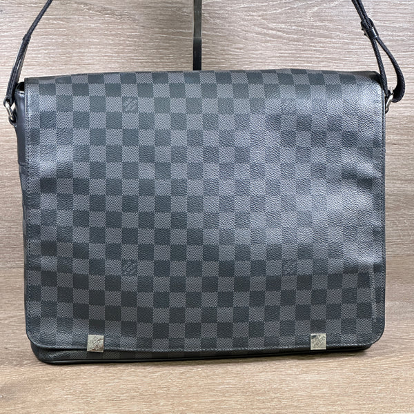 Louis Vuitton District Messenger Bag GM - Damier Graphite - Chicago Pawners & Jewelers