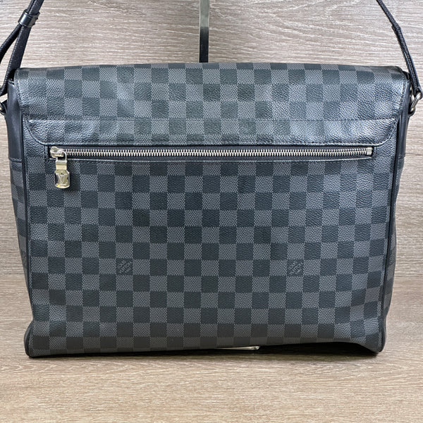 Louis Vuitton District Messenger Bag GM - Damier Graphite - Chicago Pawners & Jewelers