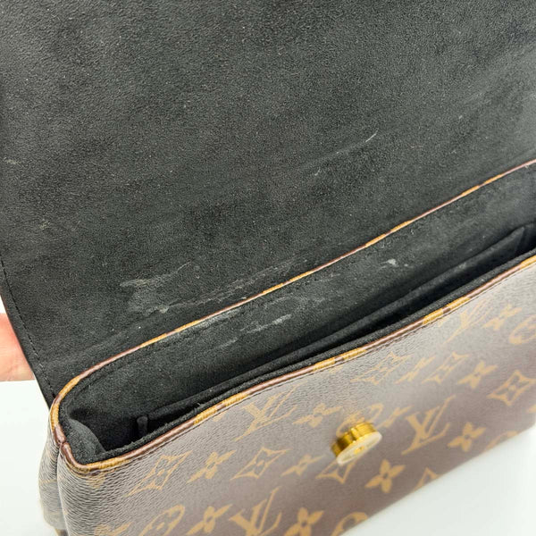 Louis Vuitton Monogram Locky BB in Black (Noir)