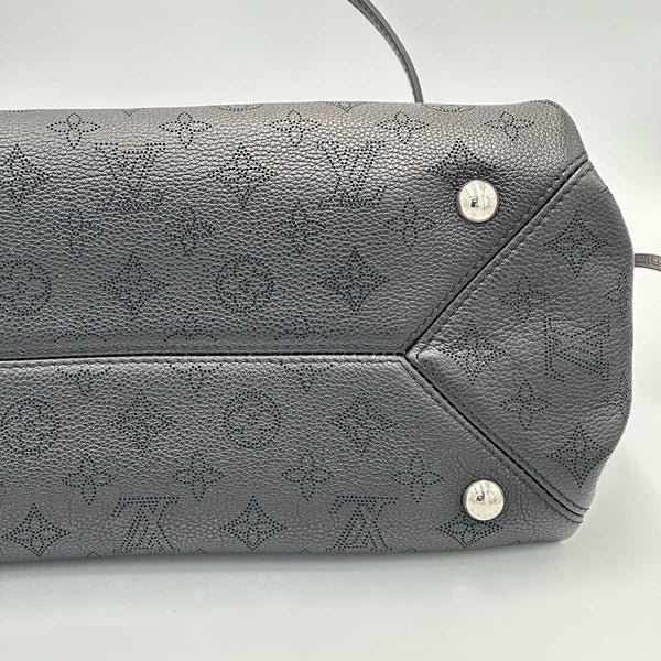 Louis Vuitton Monogram Mahina Sevres Shoulder Bag - Black
