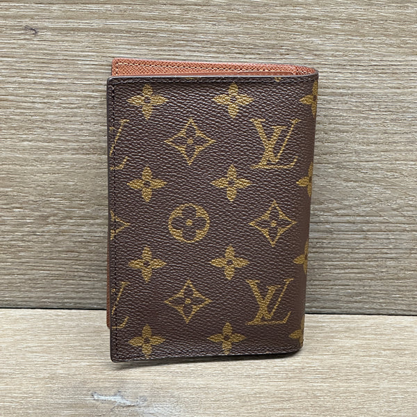 Louis Vuitton Monogram Passport Cover - Chicago Pawners & Jewelers