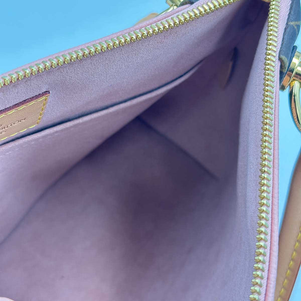 Louis Vuitton Monogram V Tote BB Rose Poudre