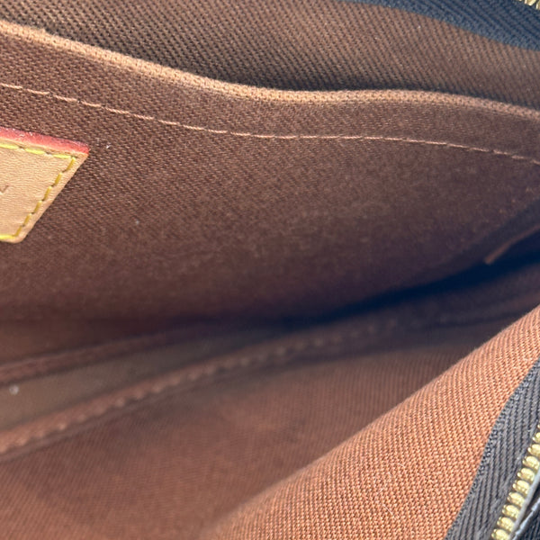 Louis Vuitton Multi Pochette Accessoires - Monogram Canvas - Khaki