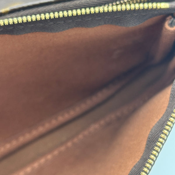 Louis Vuitton Multi Pochette Accessoires - Monogram Canvas - Khaki