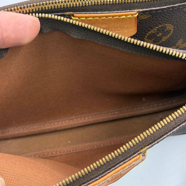 Louis Vuitton Multi Pochette Accessories - Green Strap