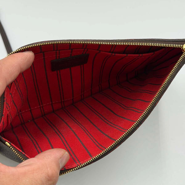 Louis Vuitton Neverfull Damier Ebene MM
