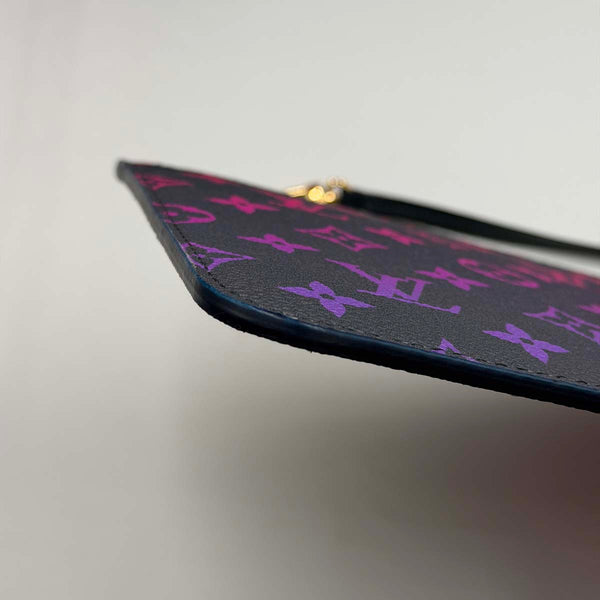 Louis Vuitton Neverfull MM - Giant Monogram - Spring In The City - Midnight Fuschia