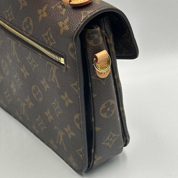Louis Vuitton Pochette Métis - Monogram