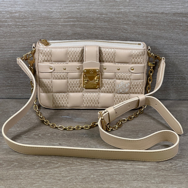 Louis Vuitton Quilted Lambskin Troca Pochette - Beige - Chicago Pawners & Jewelers