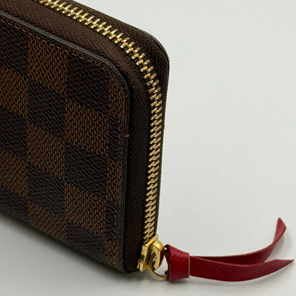 Louis Vuitton Zippy Wallet - Damier Ebene