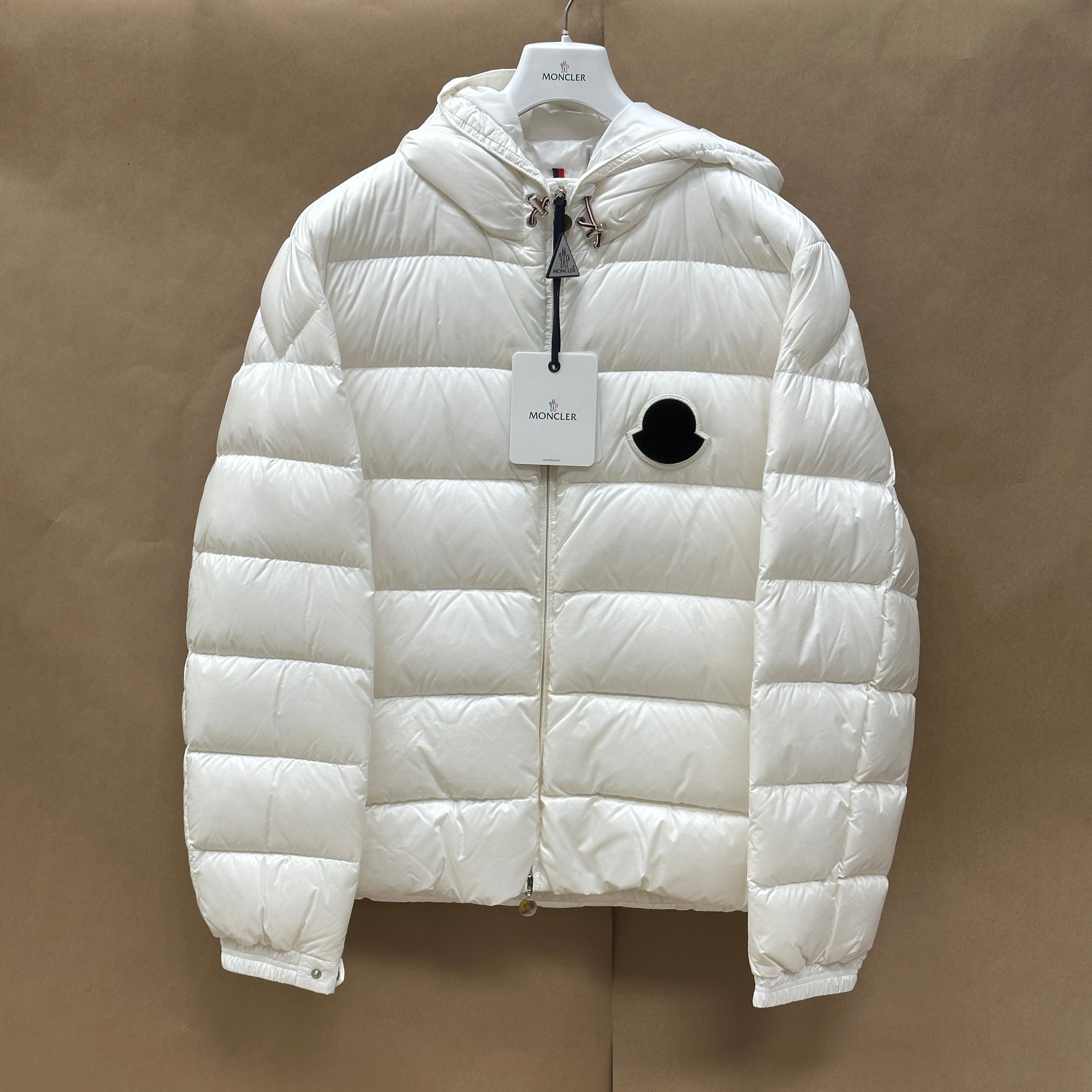 Moncler Sassiere Giubbotto Down Jacket White - Size 7