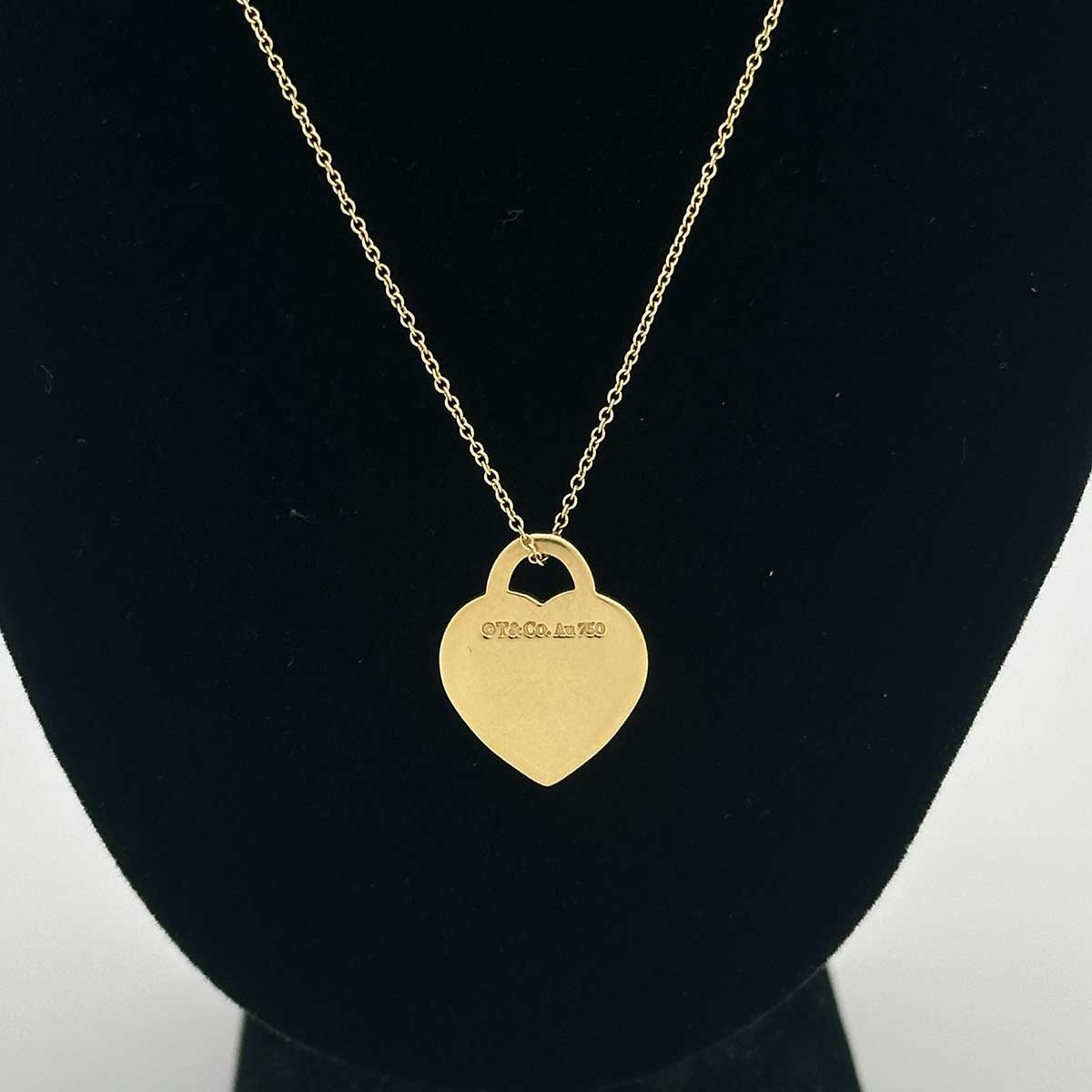 Return to Tiffany® Heart Tag Pendant in 18k Yellow Gold 18