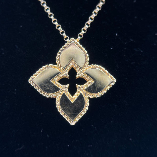 Roberto Coin Petite Venetian Princess Diamond and Satin Finish Flower Necklace - Classic Size - 18K Yellow Gold