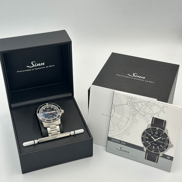 Sinner Series 104 - Stainless Steel - Day Date