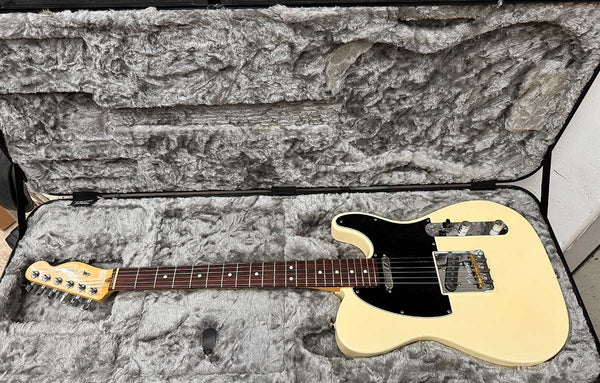 Fender American Professional Telecaster 2018 - Chicago Pawners & Jewelers