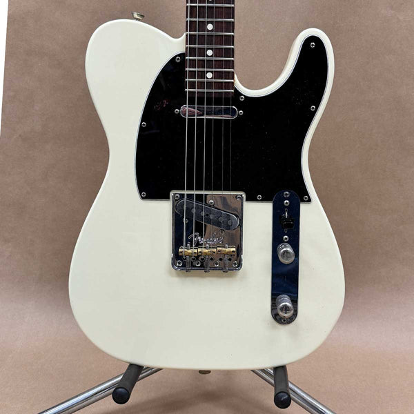 Fender American Professional Telecaster 2018 - Chicago Pawners & Jewelers