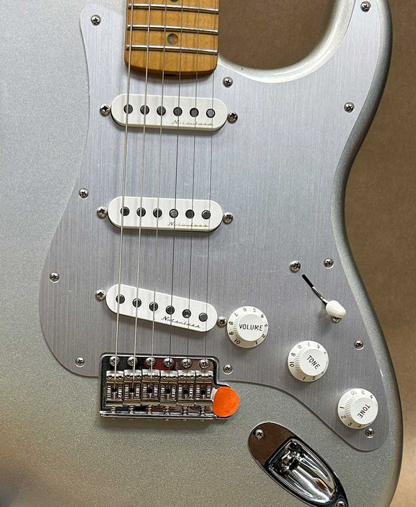 Fender H.E.R. Signature Stratocaster Chrome Glow - 2020 - Chicago Pawners & Jewelers