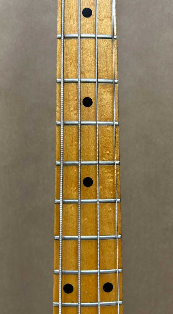 Music Man Sabre Bass Guitar - 1982 - Chicago Pawners & Jewelers