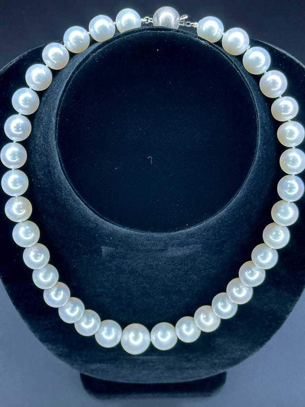 South Sea Pearl Graduated Necklace