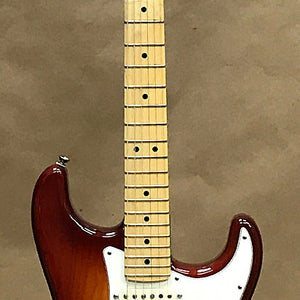 2014 Fender American Standard Stratocaster - Chicago Pawners & Jewelers