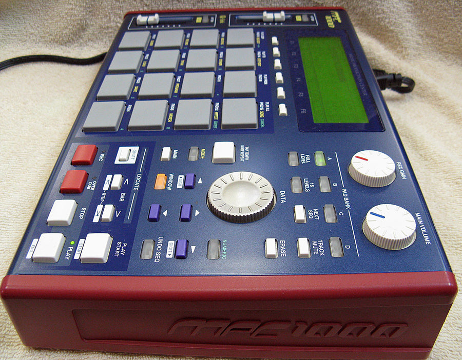 Akai MPC1000 Sampling Production Station – CPJ