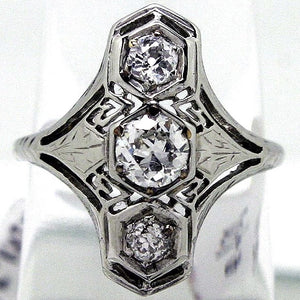 1930s Art Deco Filigree Diamond Ring - Chicago Pawners & Jewelers