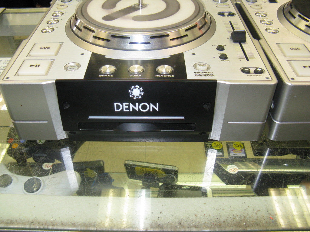 2 Denon DN-S3500 CD Players