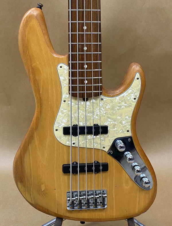 Fender Deluxe Jazz Bass V with Aguilar OBP-1 1996 - Chicago Pawners & Jewelers