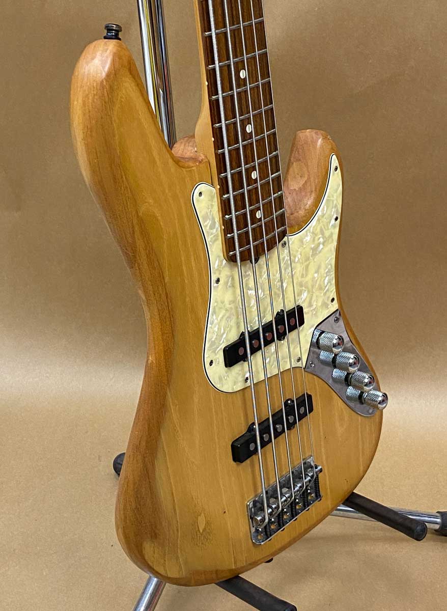 Fender Deluxe Jazz Bass V with Aguilar OBP-1 1996