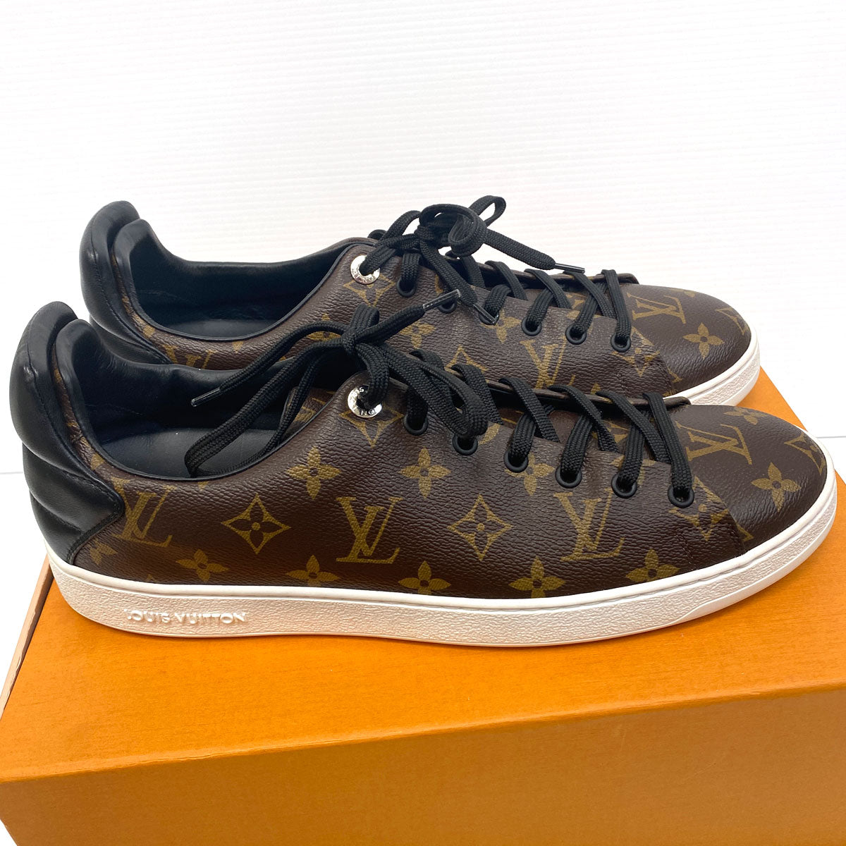 Louis Vuitton Monogram Frontrow Sneakers – Chicago Pawners & Jewelers