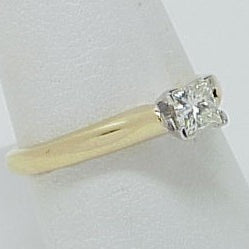 1/2ct Solitaire Diamond Engagement Ring - Chicago Pawners & Jewelers