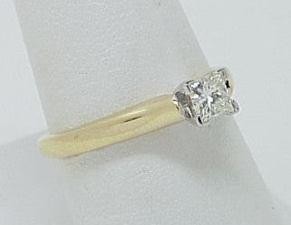1/2ct Solitaire Diamond Engagement Ring - Chicago Pawners & Jewelers
