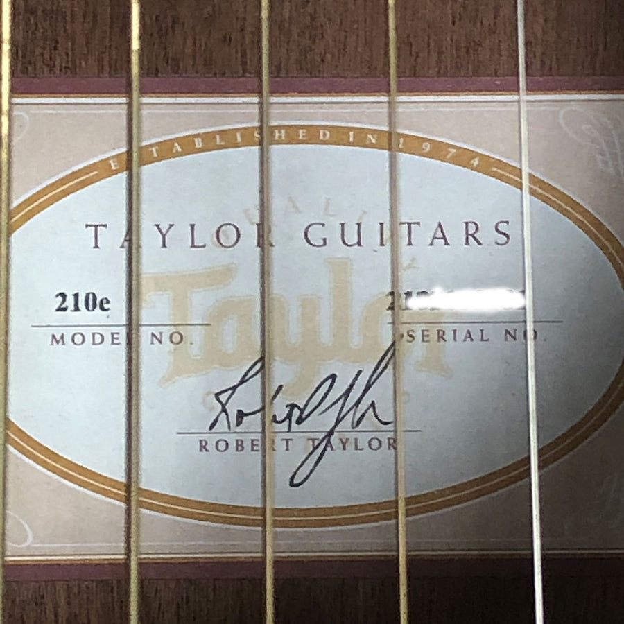 Taylor 210e Acoustic Electric Guitar - Chicago Pawners & Jewelers