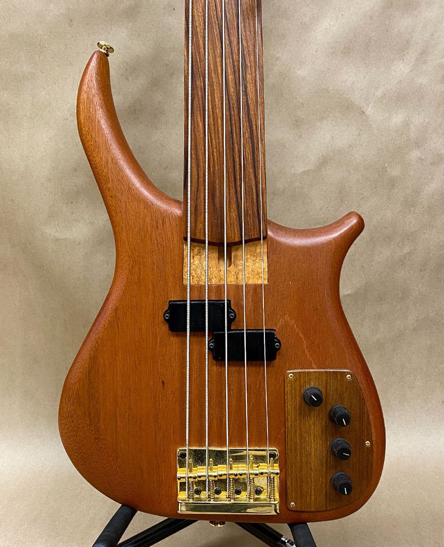 US Masters Guitars Works P-5 Fretless 5 String Bass - Chicago Pawners & Jewelers